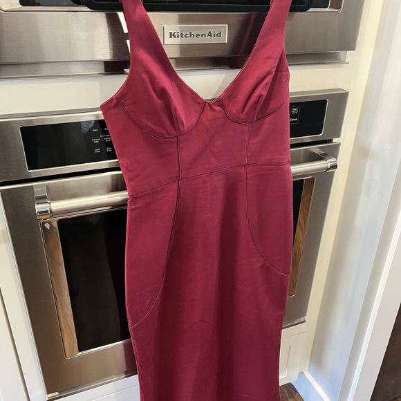 House of CB dress size M new, length after the knees, new - Picture 1 of 15